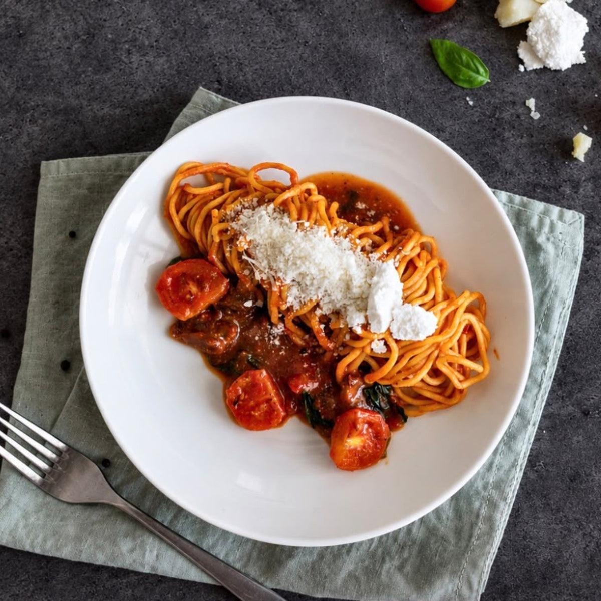 Tomato & Basil Spaghettoni (Spaghettoni al Pomodoro)