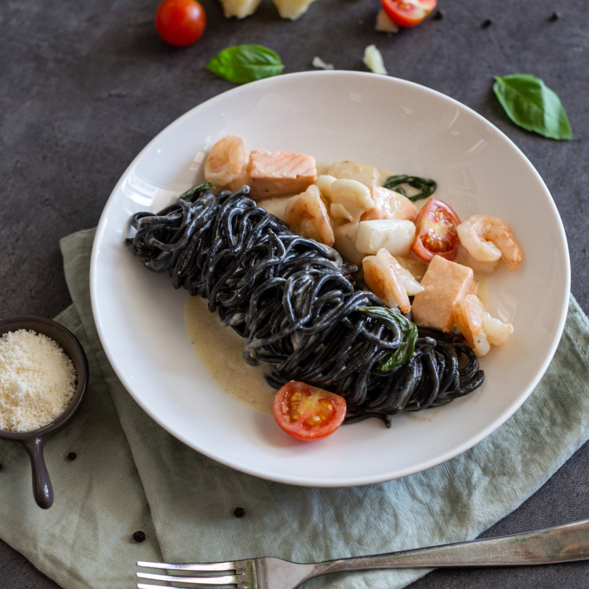 Seafood Spaghetti (Spaghetti al Nero del Mare)